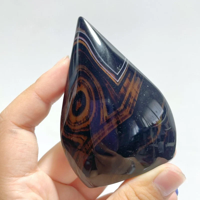 Red&Black Stripe Agate Mixed Quartz Arrow Head Shape Wholesale - Image 6