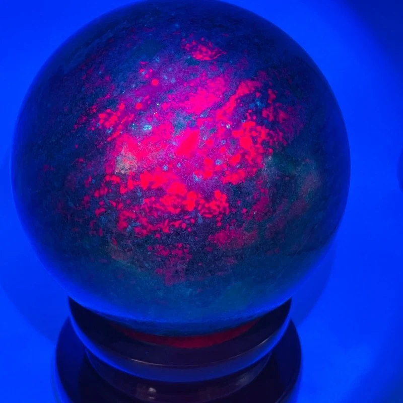 Ruby In Kyanite Mixed Green Mica (UV REACTIVE) Beautiful Sphere - Image 3