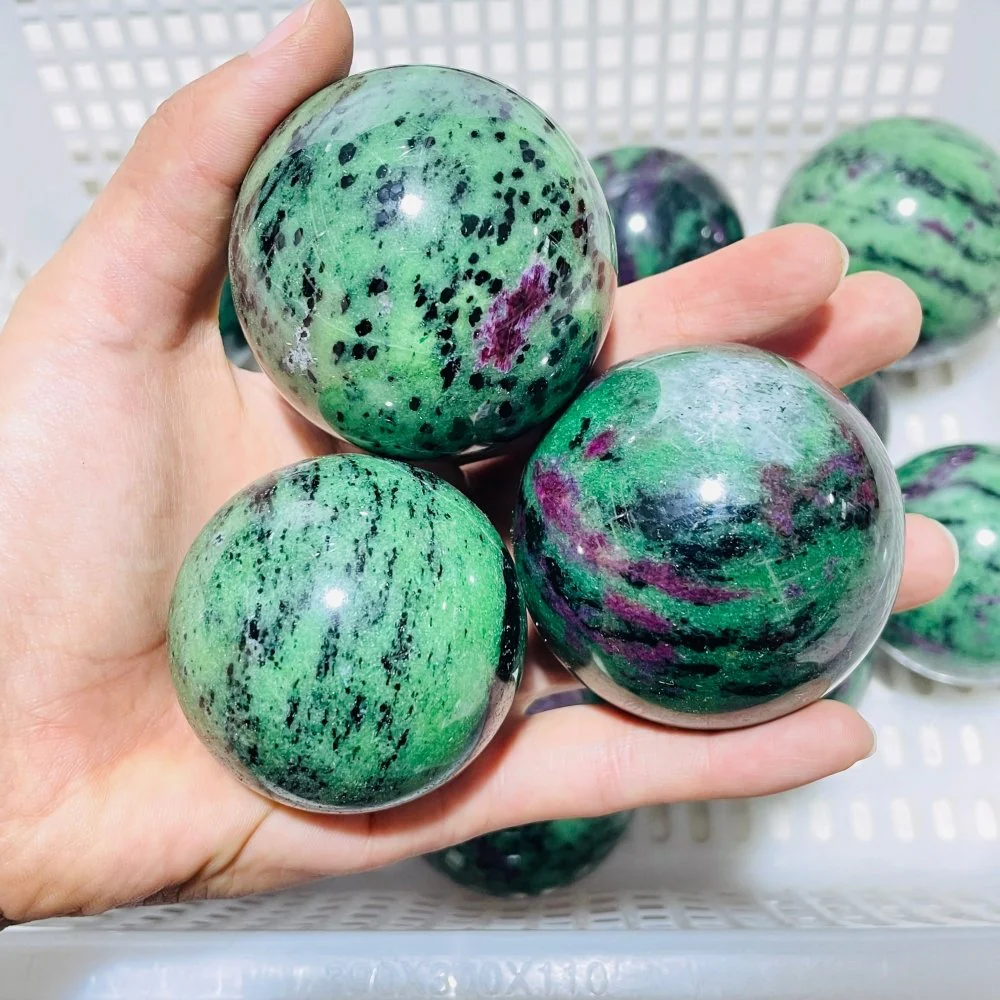 15 Pieces Beautiful Ruby Zoisite Spheres - Image 4