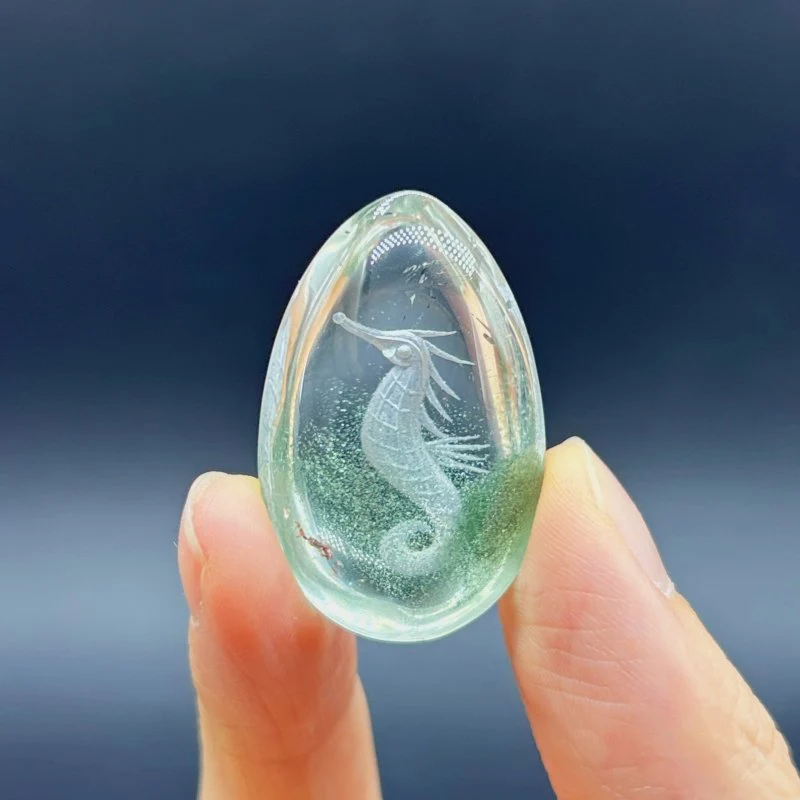 5 Pieces Seahorse Garden Quartz Inner Scene Carving - Image 2