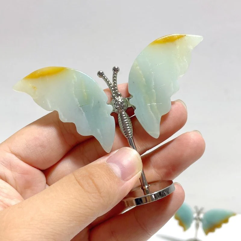 Small Caribbean Calcite Butterfly Carving With Stand Wholesale - Image 6