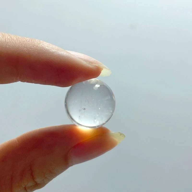 Mini Clear Quartz Spheres 1.5-2.1cm Wholesale - Image 4