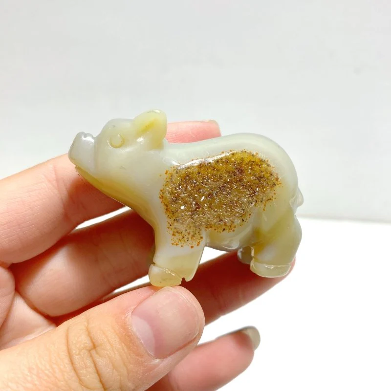 15 pieces Small Geode Agate Druzy Pig Carving - Image 3