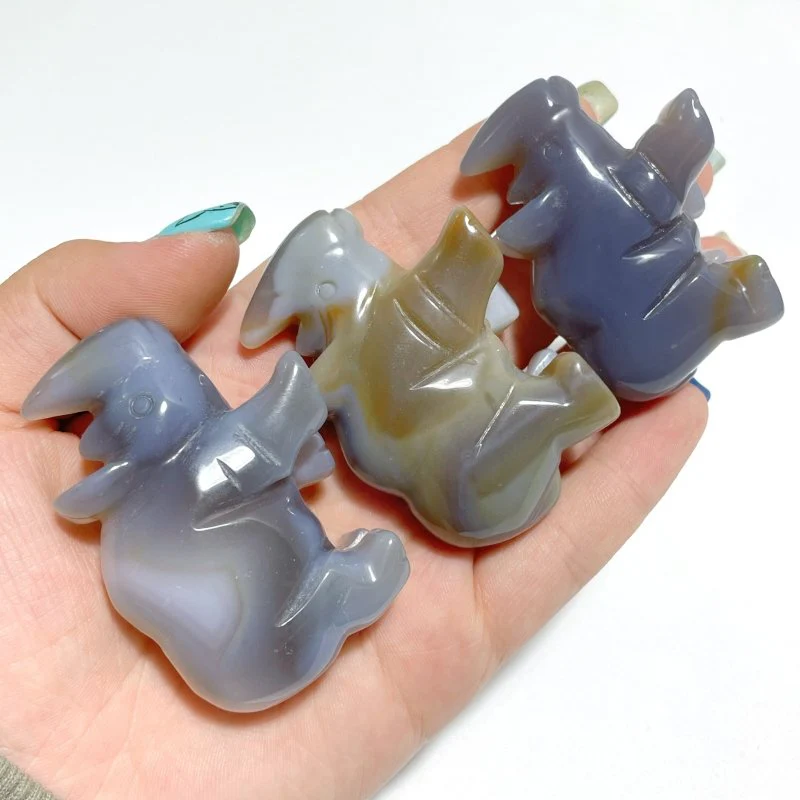 10 pieces Small Geode Agate Druzy Rhino Carving - Image 7