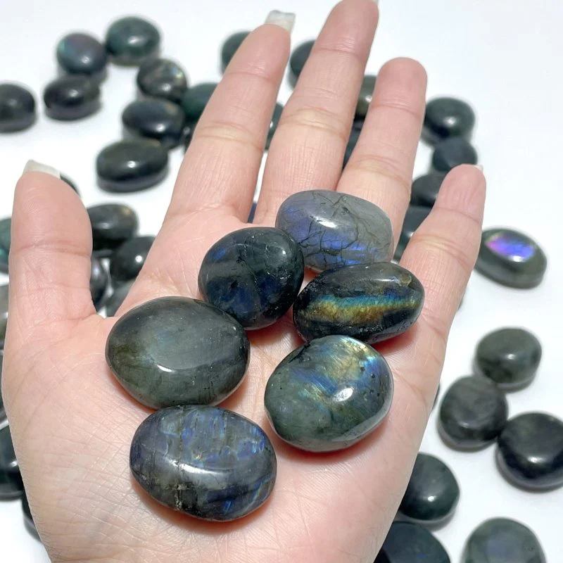 Small Flash Dark Labradorite Tumbled Wholesale - Image 7