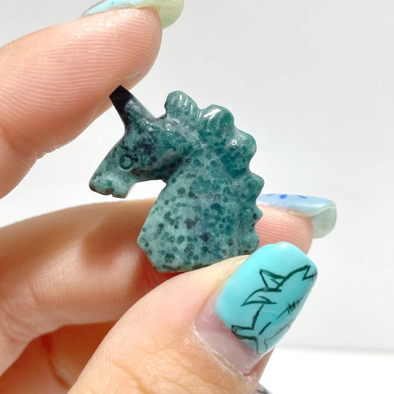Mini Moss Agate Unicorn Carving Wholesale - Image 4
