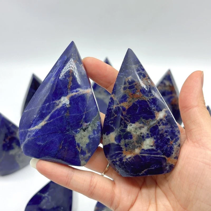 Deep Blue Sodalite Arrow Head Shape Crystal Wholesale - Image 4