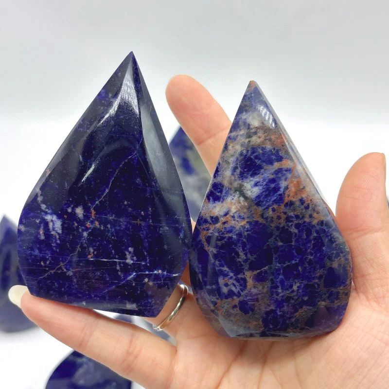Deep Blue Sodalite Arrow Head Shape Crystal Wholesale - Image 5