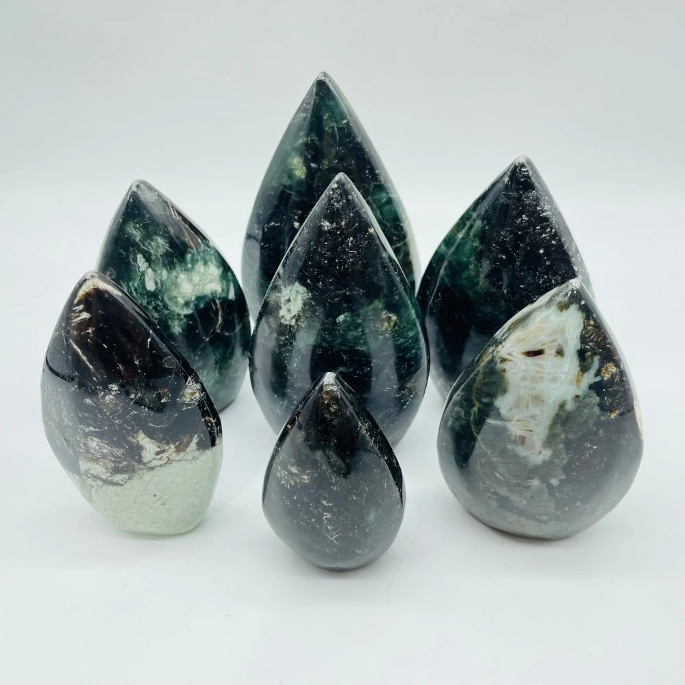 Spark Gold Mica Arrow Head Shape Wholesale - Image 4