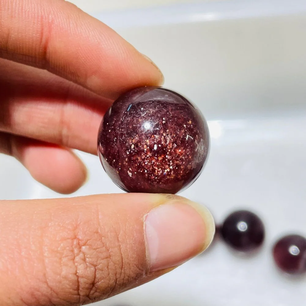 11 Pieces Beautiful Strawberry Quartz High Quality Spheres - Image 3