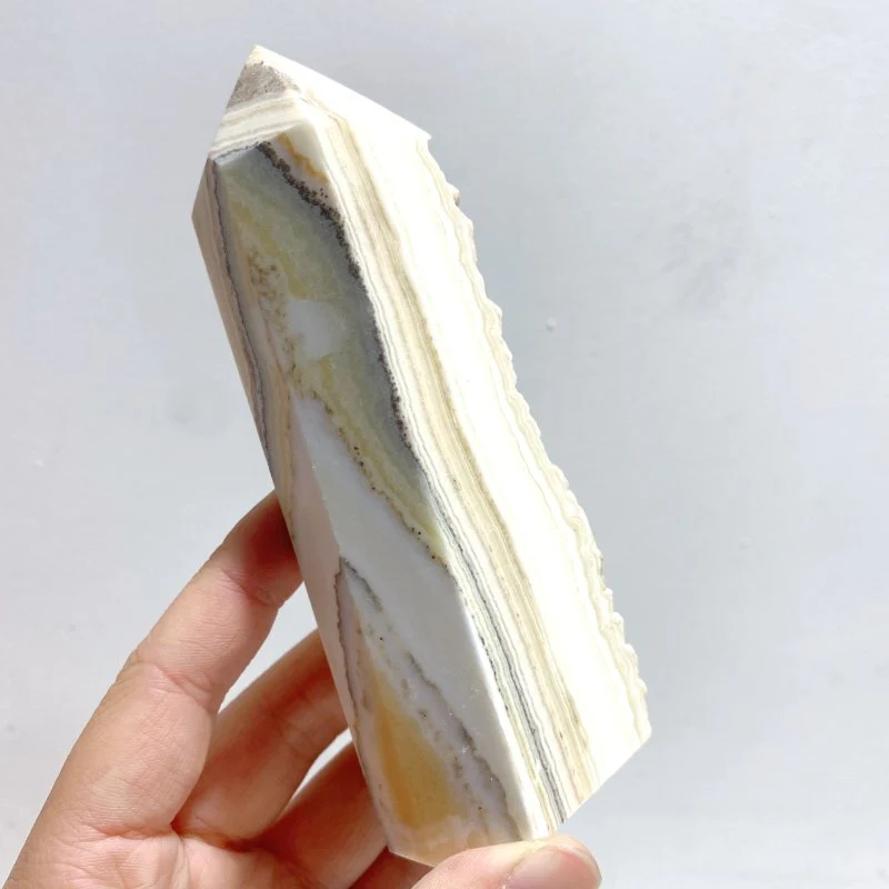 9 Pieces Stripe Yellow Calcite Points Raw Side - Image 5
