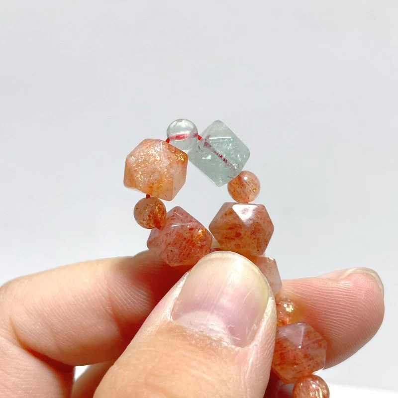 Sunstone Beads Mixed Sixteen-sided Polyhedron Bracelets Wholesale - Image 4