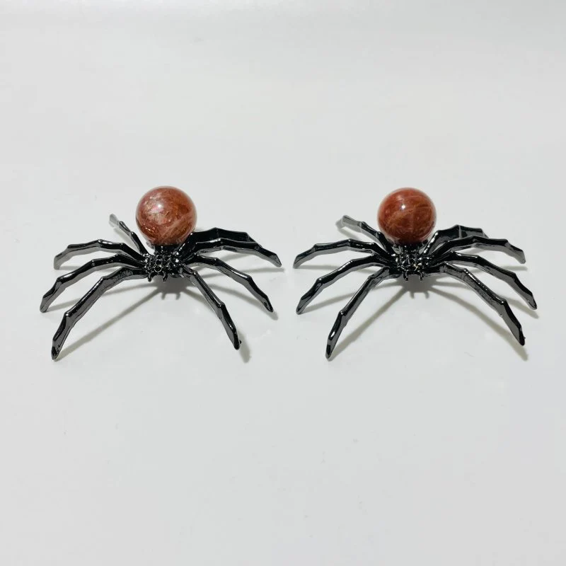 High Quality Sunstone Crystal Sphere Spider Ornament Handmade Alloy Spider Wholesale - Image 4