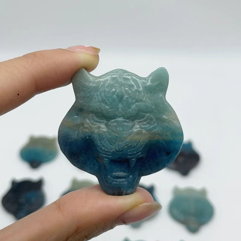 12 Pieces Trolleite Stone Lion Head Crystal Carving - Image 2