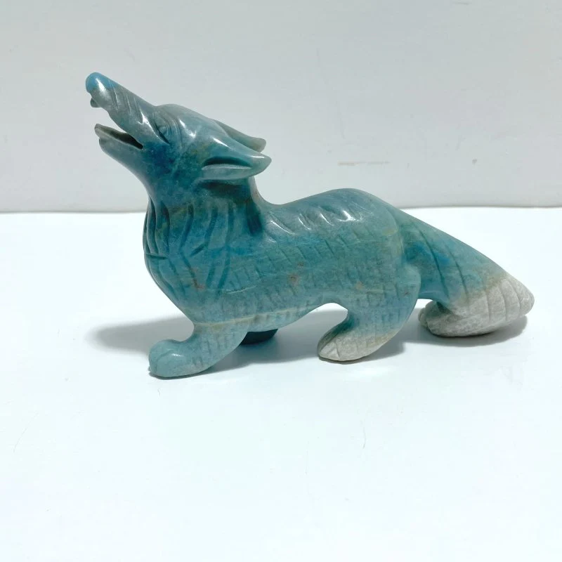 Unique Trolleite Stone Wolf Carving - Image 2