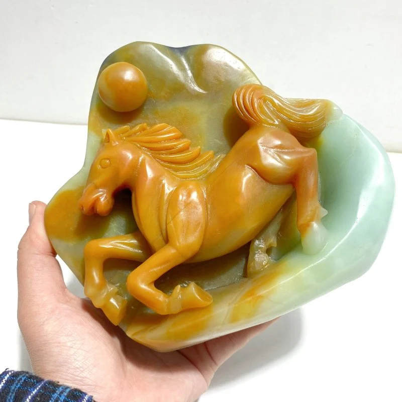 Unique Caribbean Calcite Horse Carving - Image 4
