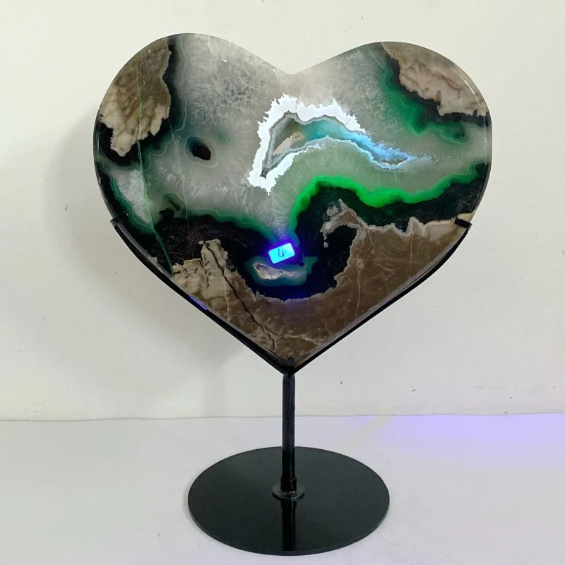 Unique Geode Druzy Volcano Agate Heart Carving With Stand(UV-Reactive) #1 - Image 2