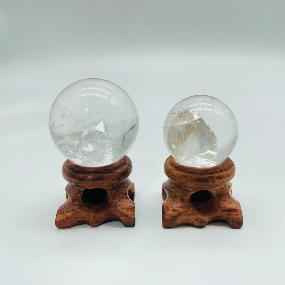 Unique Hexagonal Quartz In Quartz Spheres