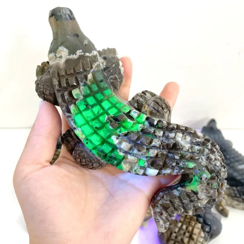 6 Pieces Large Volcano Agate Crocodile Carving(UV-Reactive) - Image 3