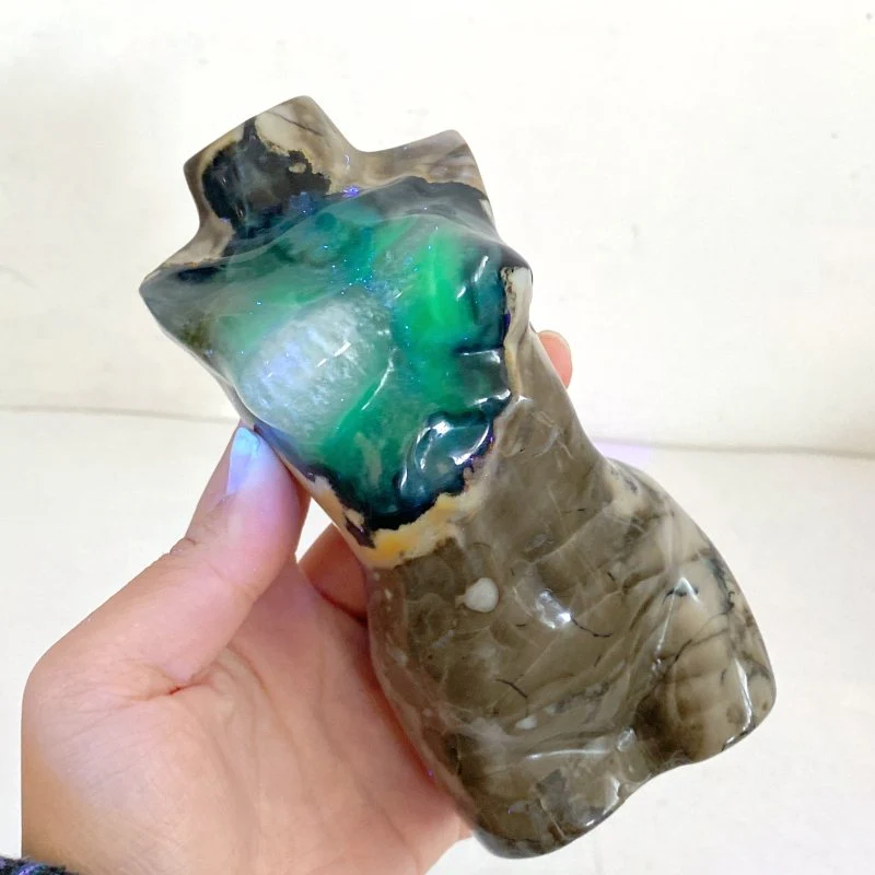 4 Pieces Volcano Agate Goddess Carving (UV-Reactive) - Image 2
