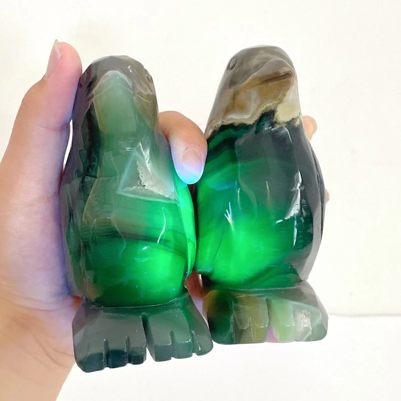 5 Pieces Volcano Agate Penguin Carving(UV-Reactive) - Image 6