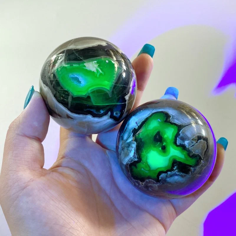 11 Pieces Volcano Agate Sphere(UV-Reactive) - Image 3