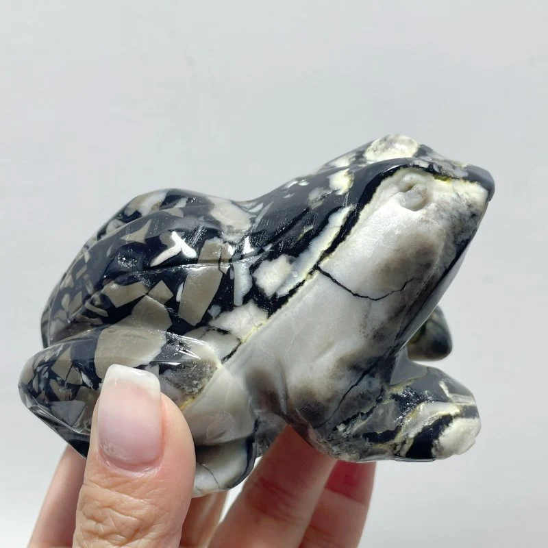 16 Pieces Volcano Agate Frog Carving(UV-Reactive) Closeout (Defective) - Image 5