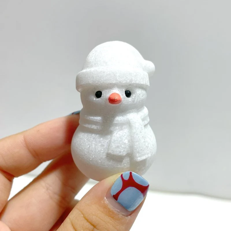 White Marble Snowman Christmas Carving Wholesale - Image 2