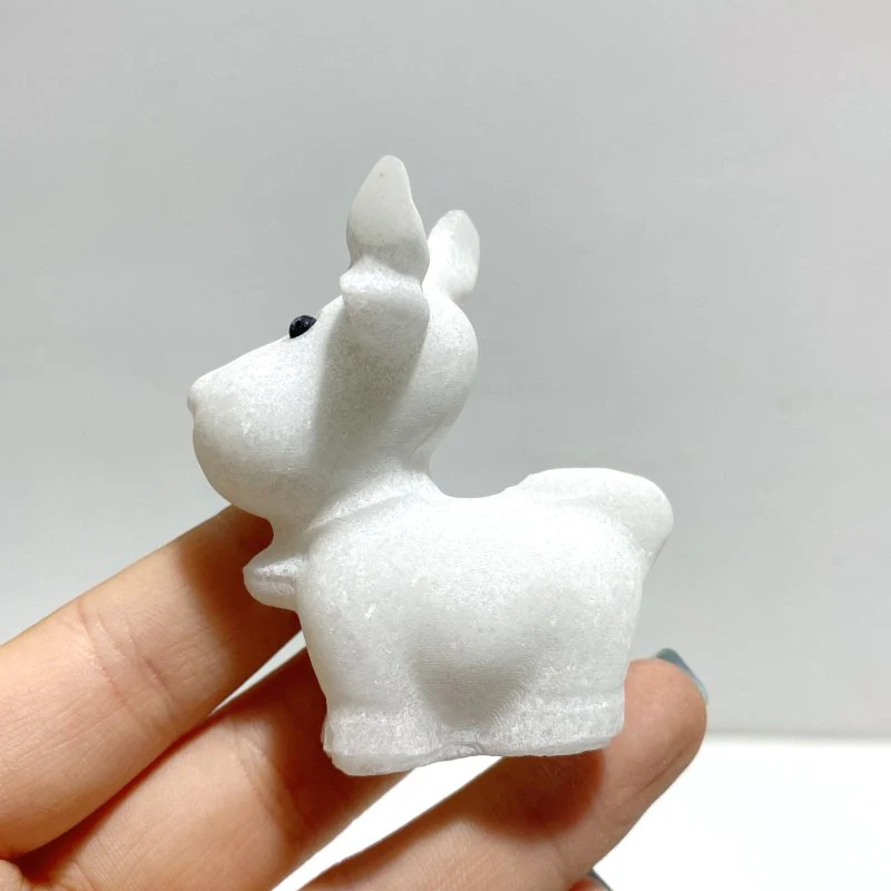White Marble Christmas Moose Carving Wholesale - Image 4
