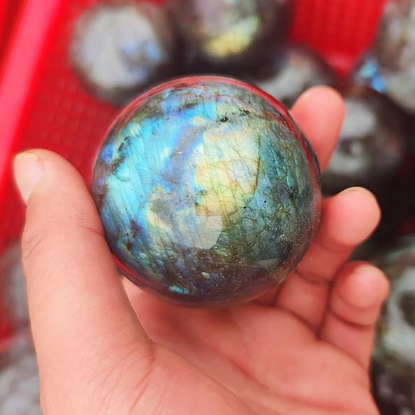 Yellow&Blue Labradorite Sphere Ball Wholesale - Image 4