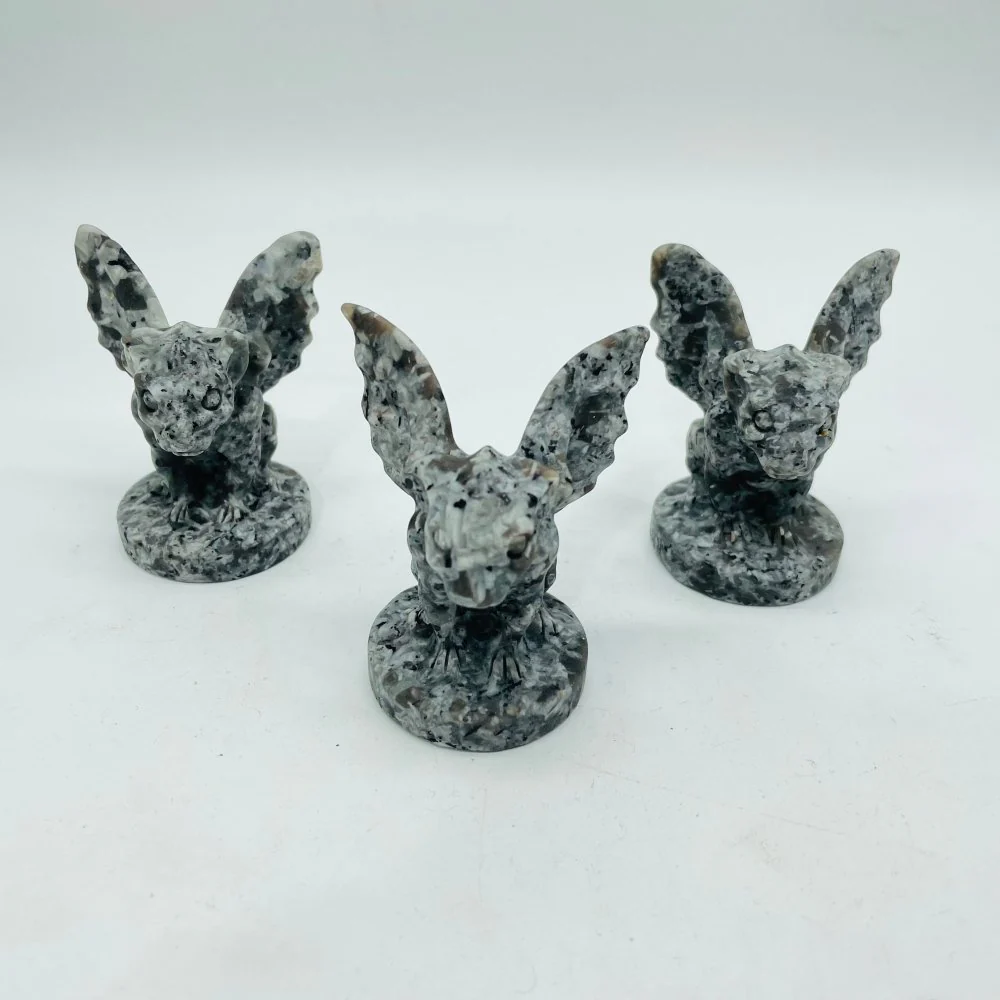 Yooperlite Griffin Winged Lion Carving Animal Wholesale - Image 3